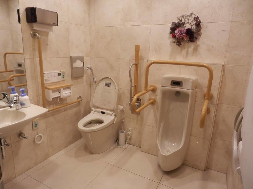Toyoko Namba Nippombashi 3* Osaka